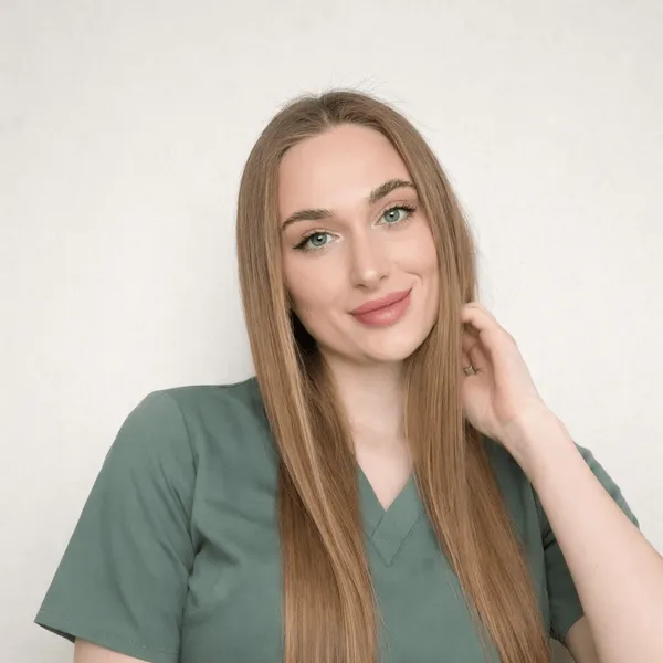 Valeria Buvalets — specjalista przekłuwania uszu Cute Piercing Warszawa